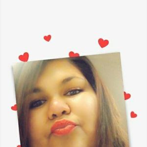 Meet your Posher, Selena